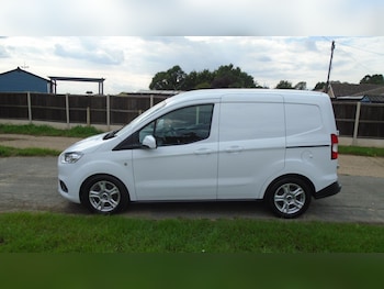 Used Ford Transit Courier 2020 for sale - 75382928: Photo