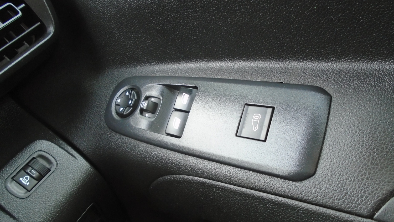 Used Peugeot Partner 2021 for sale - 77903565: Photo 18