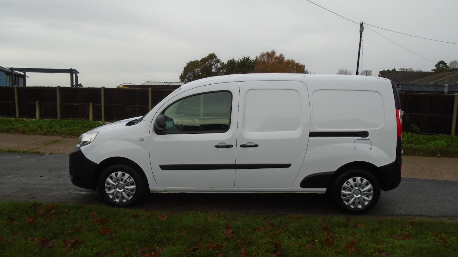 Used Renault Kangoo 2017 for sale - 76544394: Photo 3