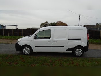 Used Renault Kangoo 2017 for sale - 76544394: Photo