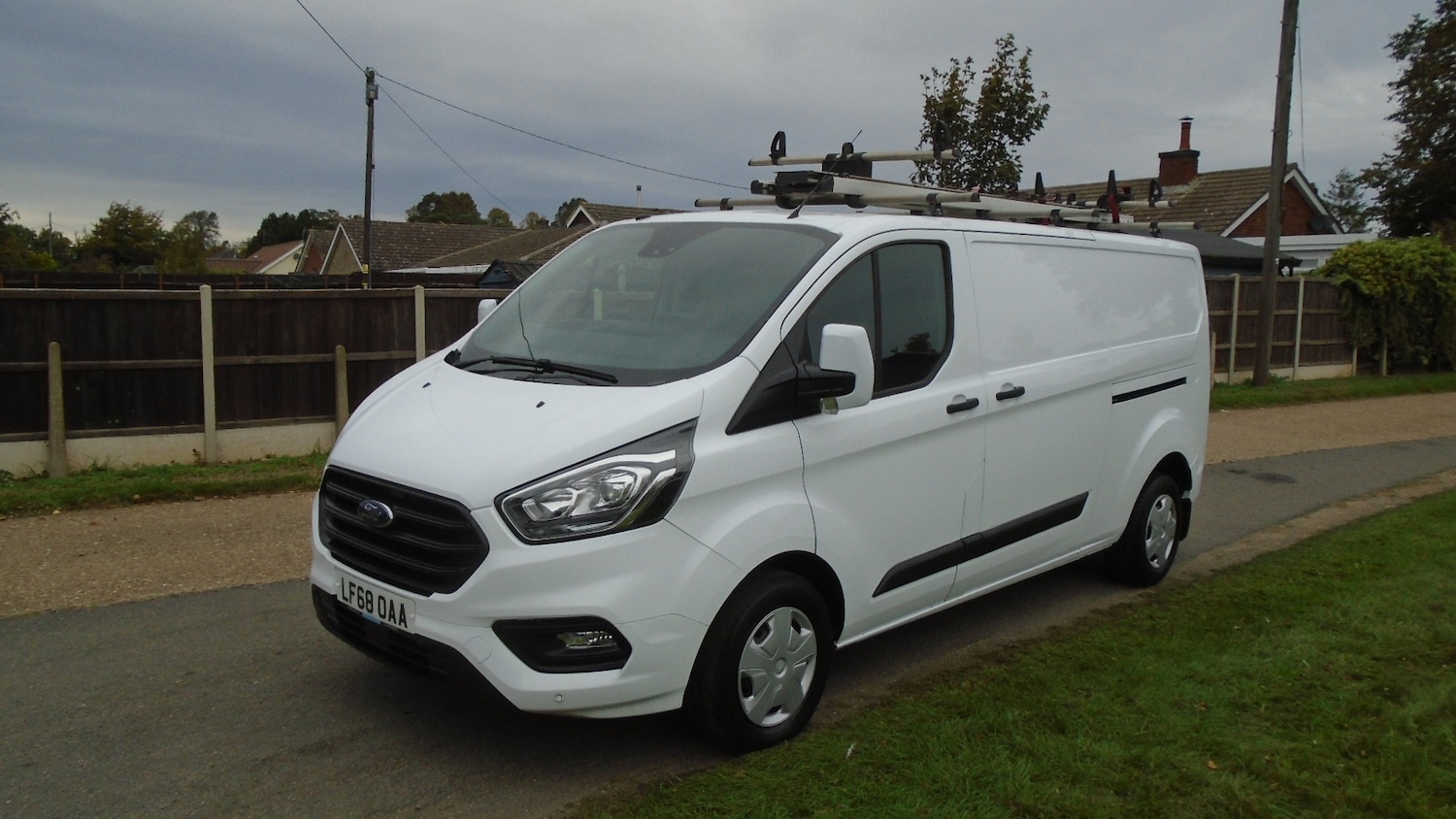 Used Ford Transit Custom 2018 for sale - 76130326: Photo 2