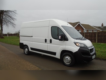 Peugeot Boxer feature image