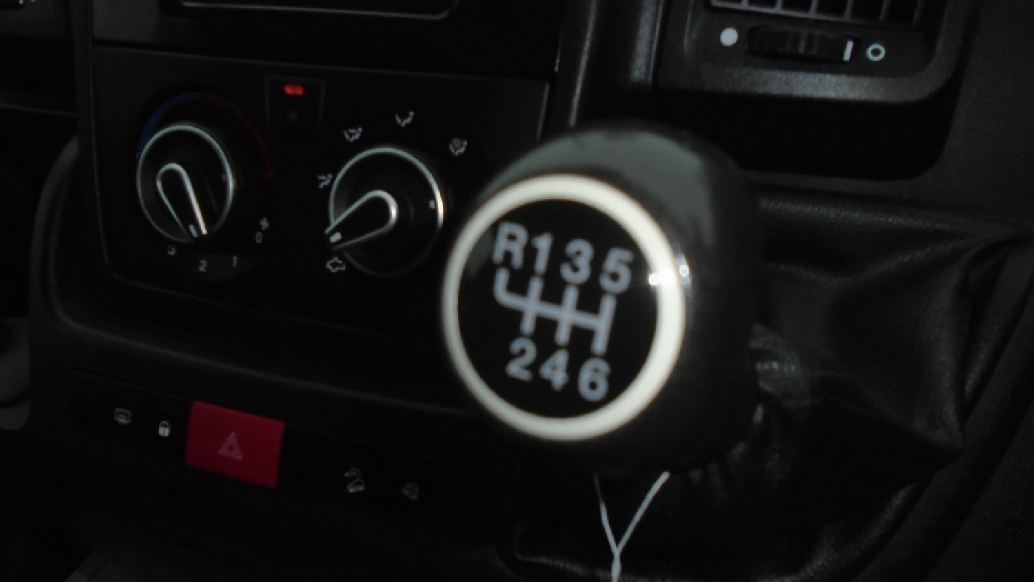 Used Peugeot Boxer 2017 for sale - 77492909: Photo 19