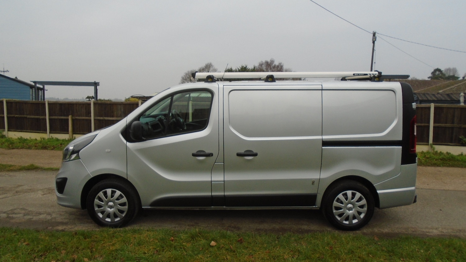 Used Vauxhall Vivaro 2019 for sale - 77324015: Photo 3