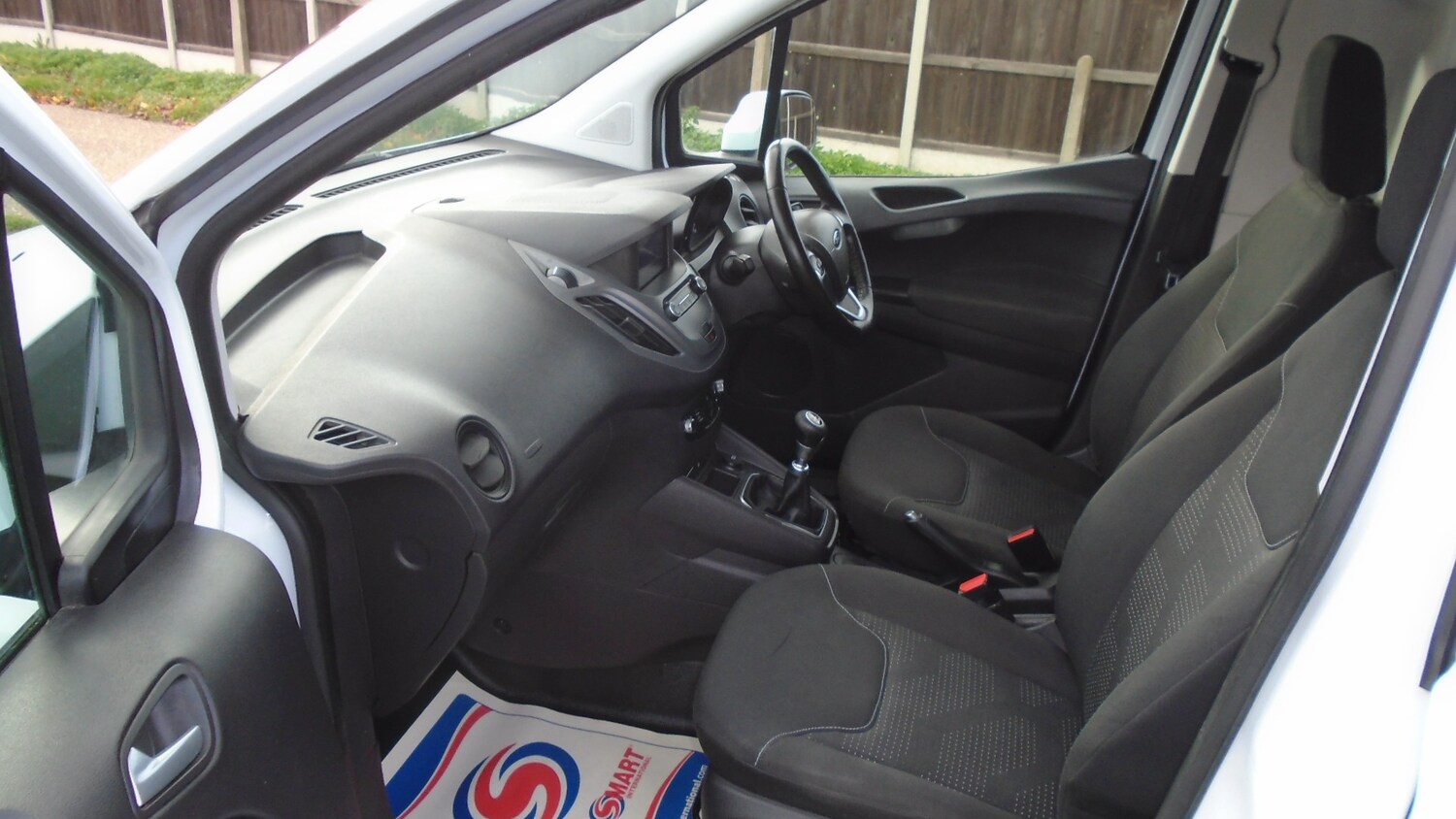 Used Ford Transit Courier 2020 for sale - 76343837: Photo 8