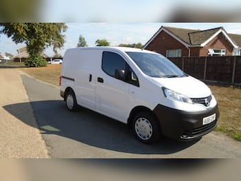 Used Nissan NV200 2015 for sale - 79651956: Photo