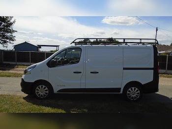 Used Renault Trafic 2017 for sale - 79043835: Photo