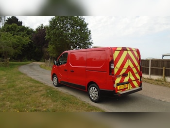 Used Renault Trafic 2017 for sale - 78745436: Photo