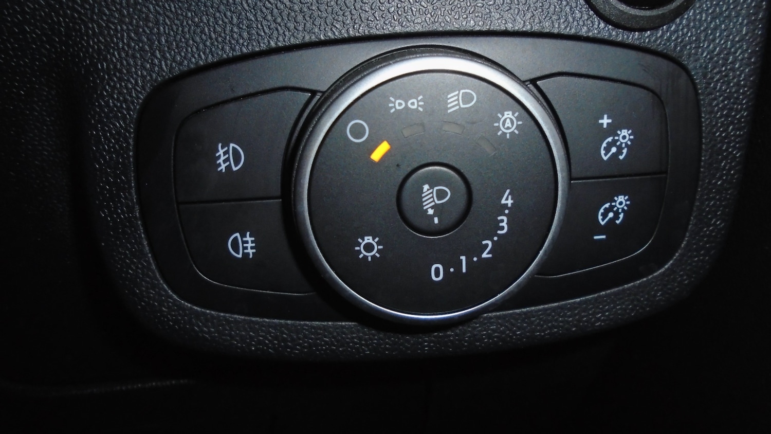 Used Ford Fiesta 2020 for sale - 77432843: Photo 18