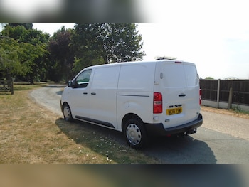 Used Citroen Dispatch 2019 for sale - 79242253: Photo