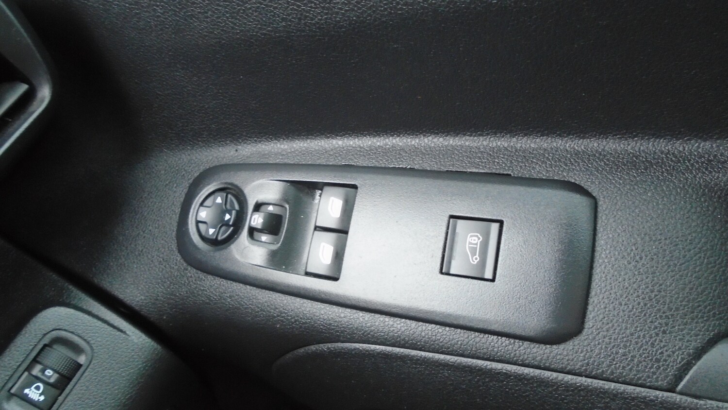 Used Peugeot Partner 2022 for sale - 77517693: Photo 19