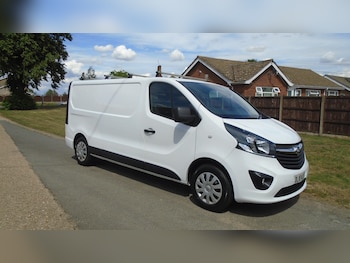 Used Vauxhall Vivaro 2018 for sale - 79056816: Photo