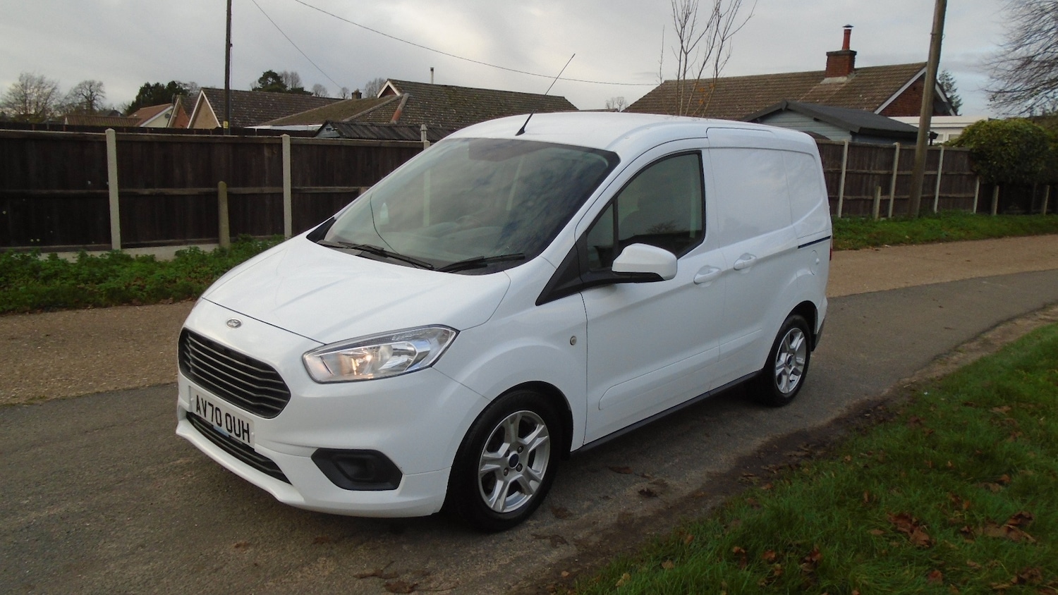 Used Ford Transit Courier 2020 for sale - 76614784: Photo 2