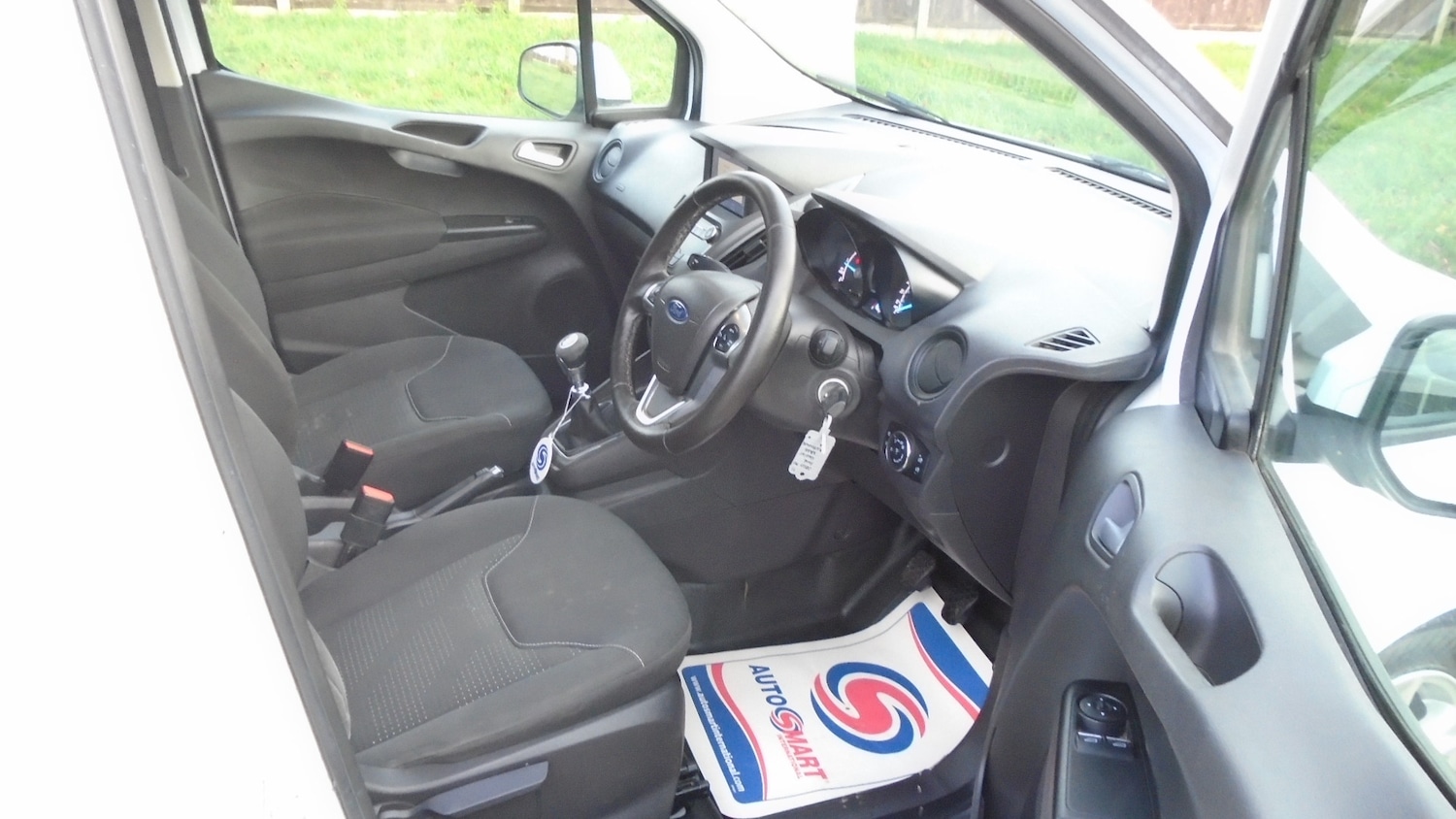 Used Ford Transit Courier 2020 for sale - 76614784: Photo 7