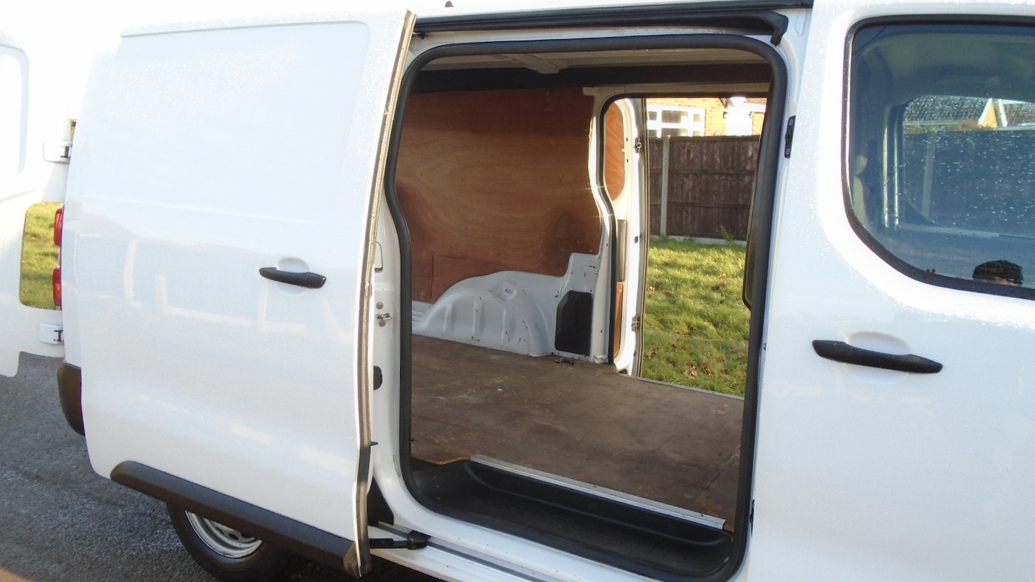 Used Peugeot Expert 2022 for sale - 77125153: Photo 10