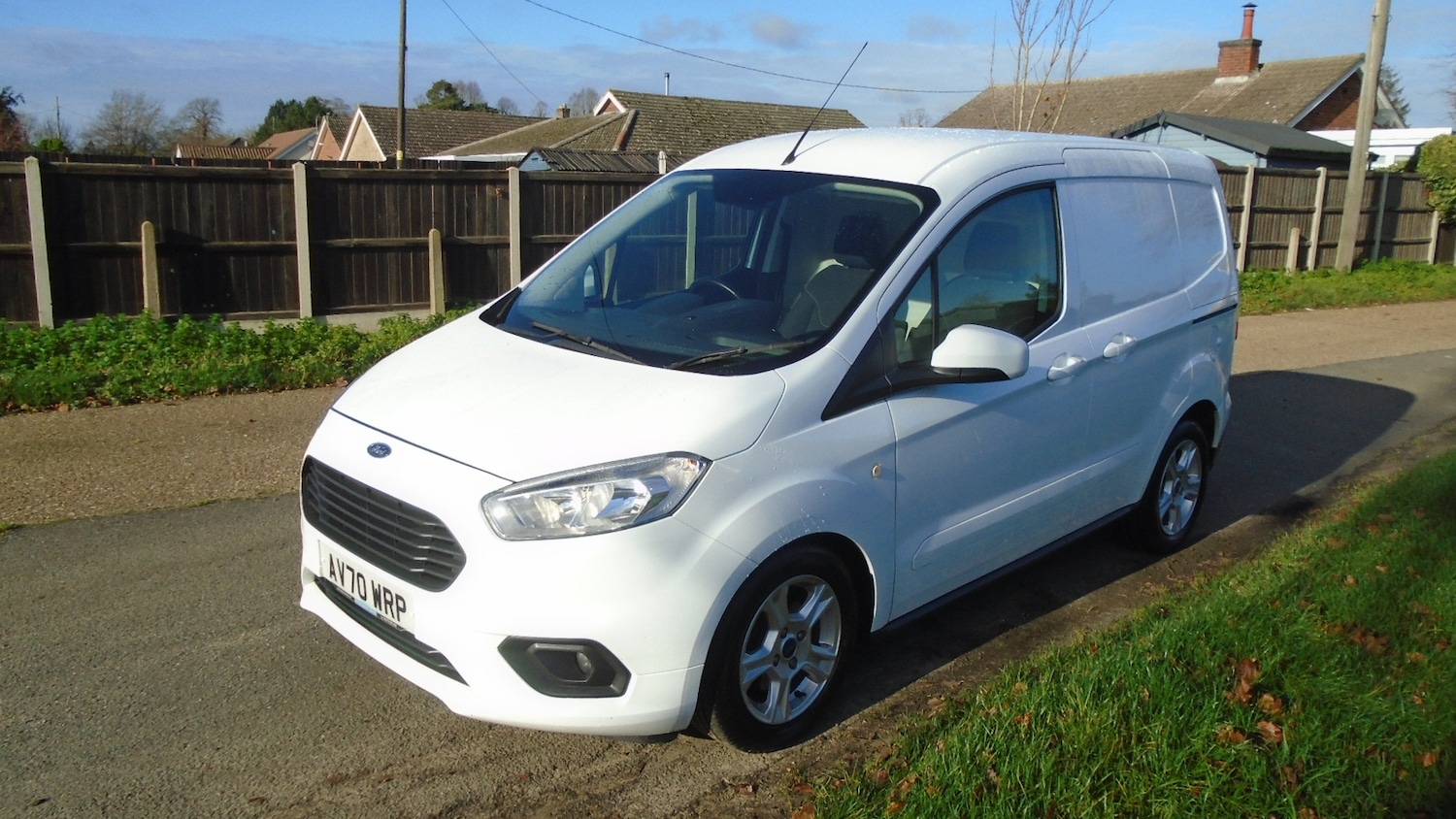 Used Ford Transit Courier 2020 for sale - 76612164: Photo 2