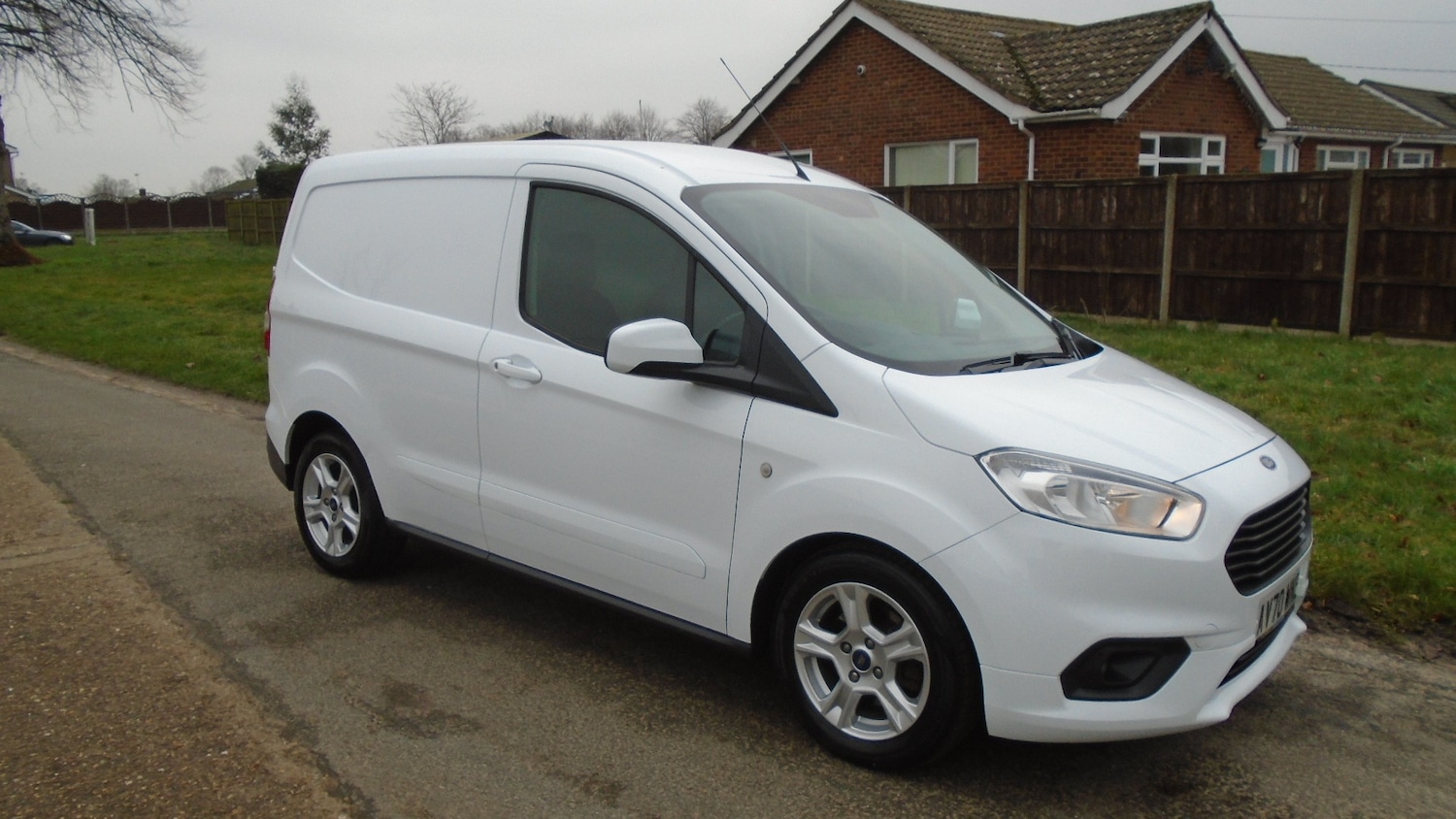 Used Ford Transit Courier 2020 for sale - 77367463: Photo 1