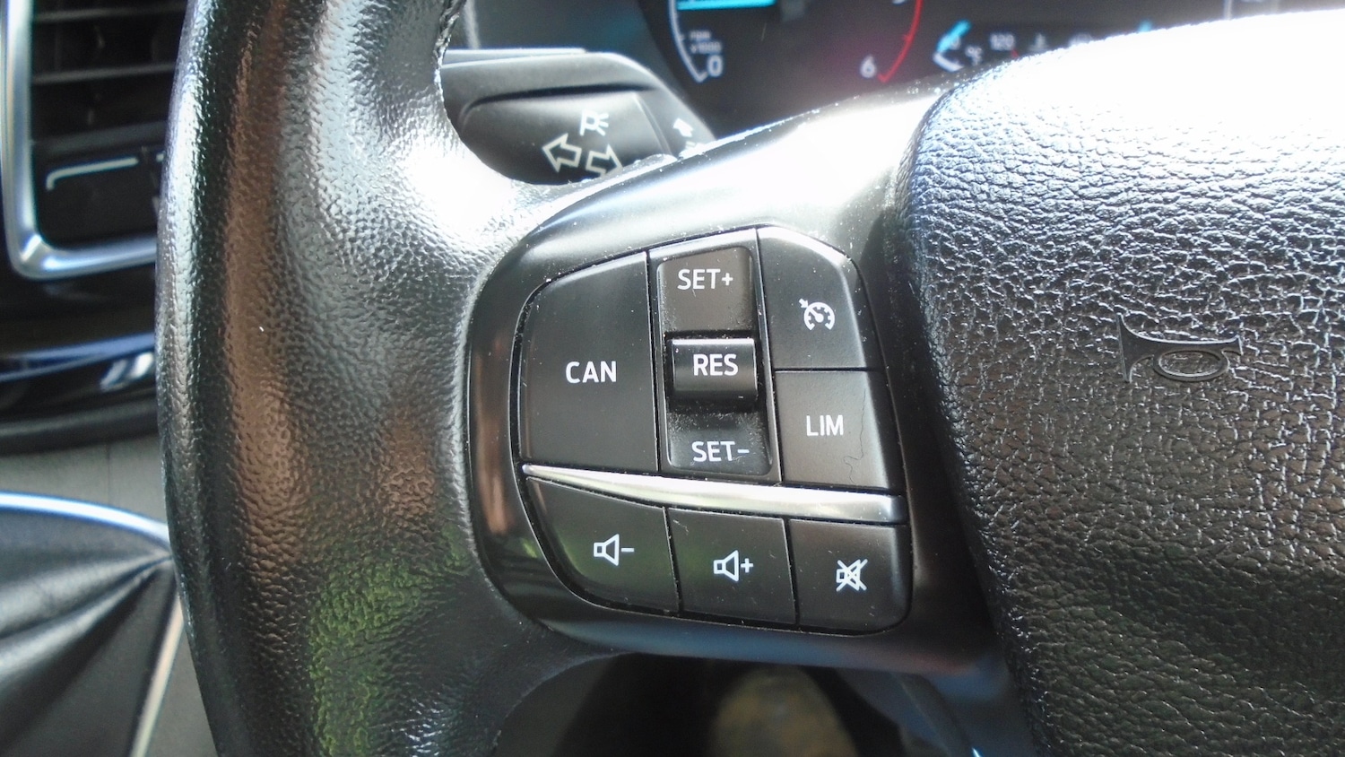 Used Ford Transit Custom 2018 for sale - 77837062: Photo 18