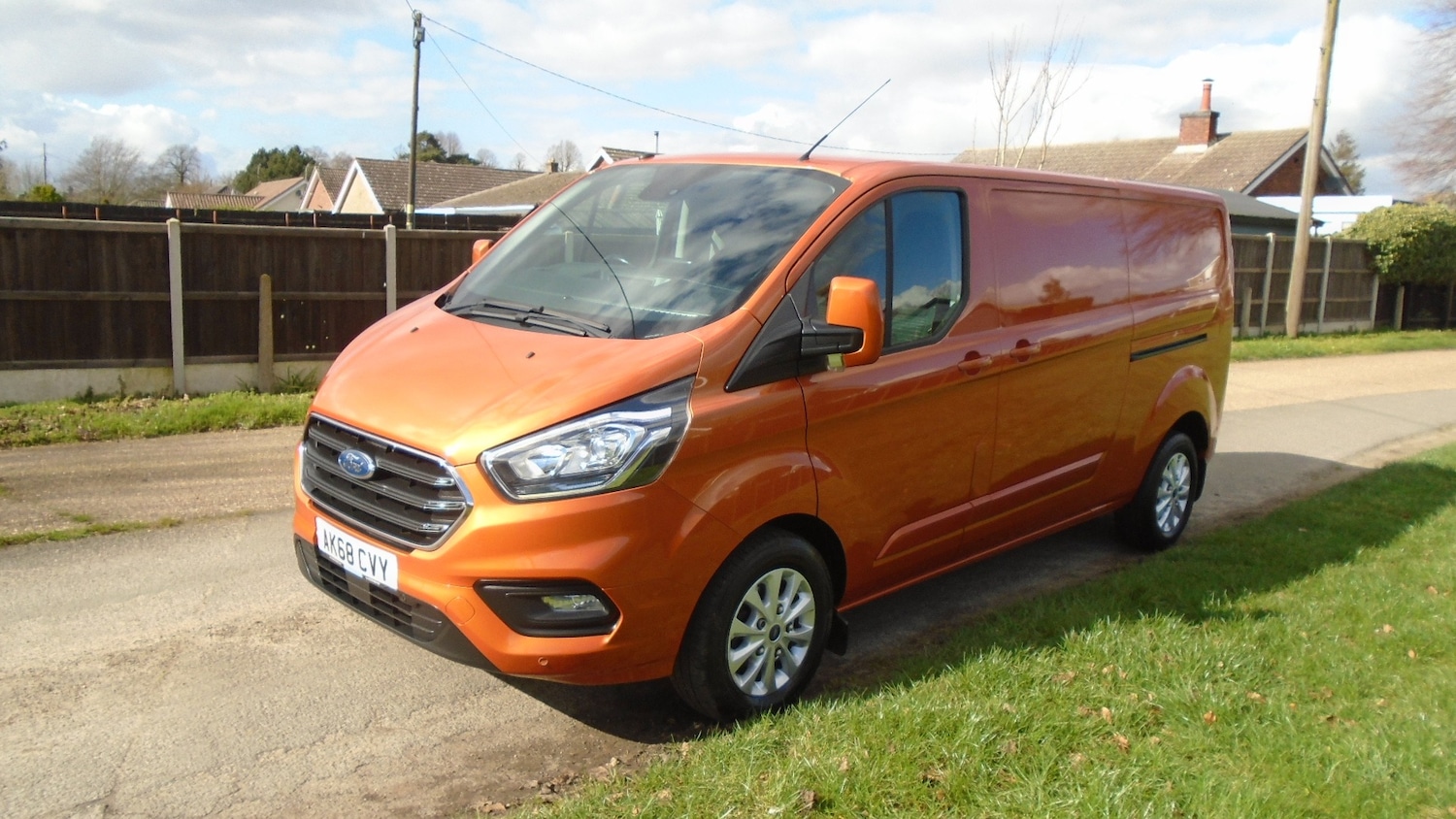 Used Ford Transit Custom 2018 for sale - 77837062: Photo 2