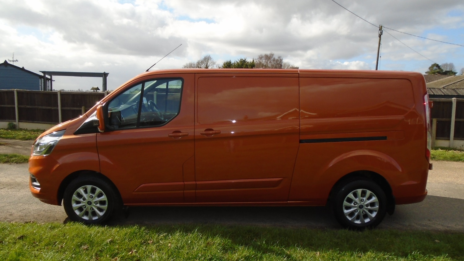 Used Ford Transit Custom 2018 for sale - 77837062: Photo 3