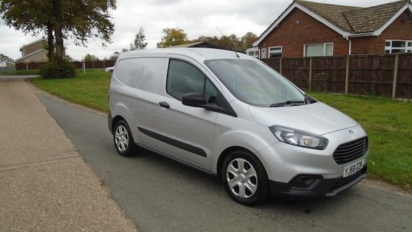Used Ford Transit Courier 2018 for sale - 76192768: Photo 1