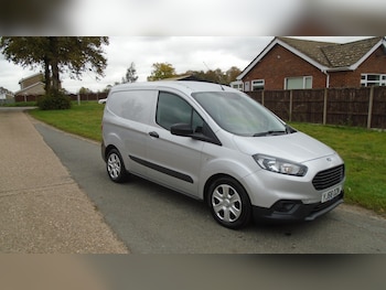 Ford - Transit Courier