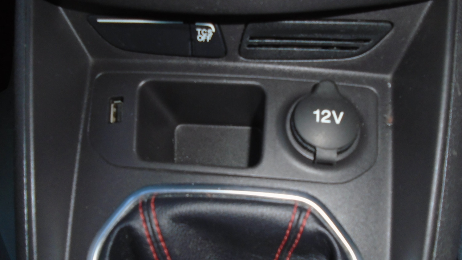 Used Ford Transit Courier 2018 for sale - 77578074: Photo 14