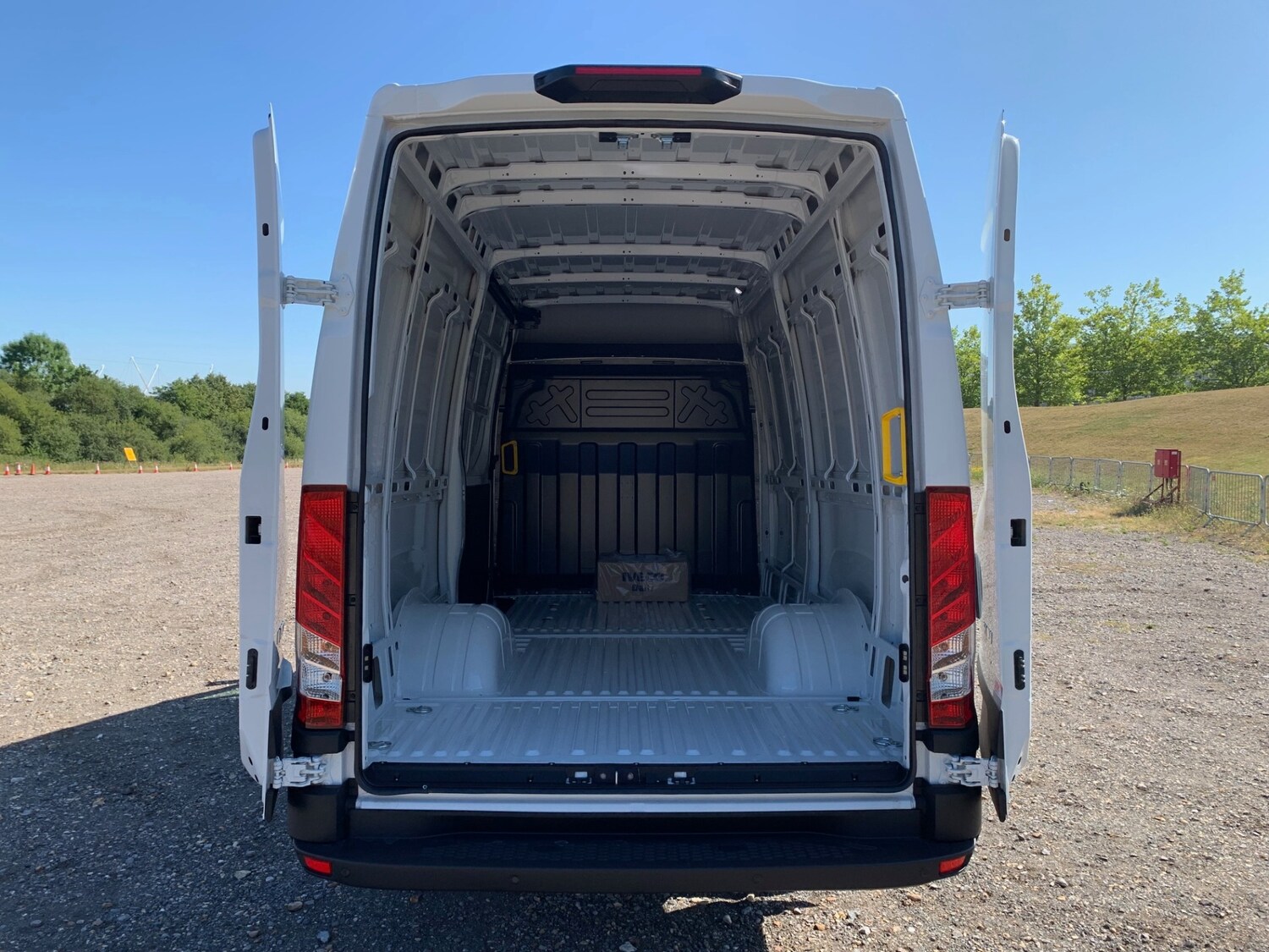 Used Iveco Daily 2025 for sale - 75190171: Photo 7