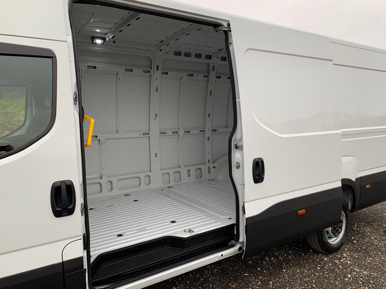 Used Iveco Daily 2025 for sale - 73570961: Photo 8