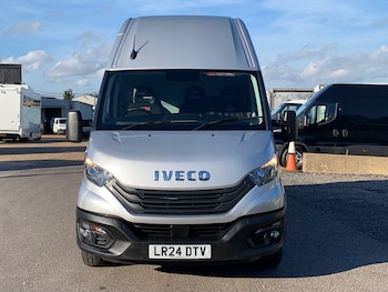 Used Iveco Daily 2024 for sale - 77662602: Photo