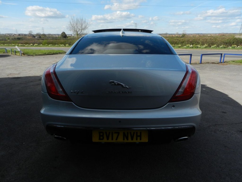 Used Jaguar XJ 2017 for sale - 78030375: Photo 6