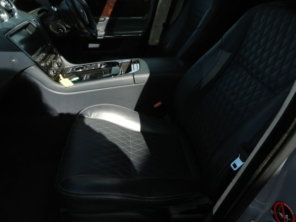 Used Jaguar XJ 2017 for sale - 78030375: Photo 8