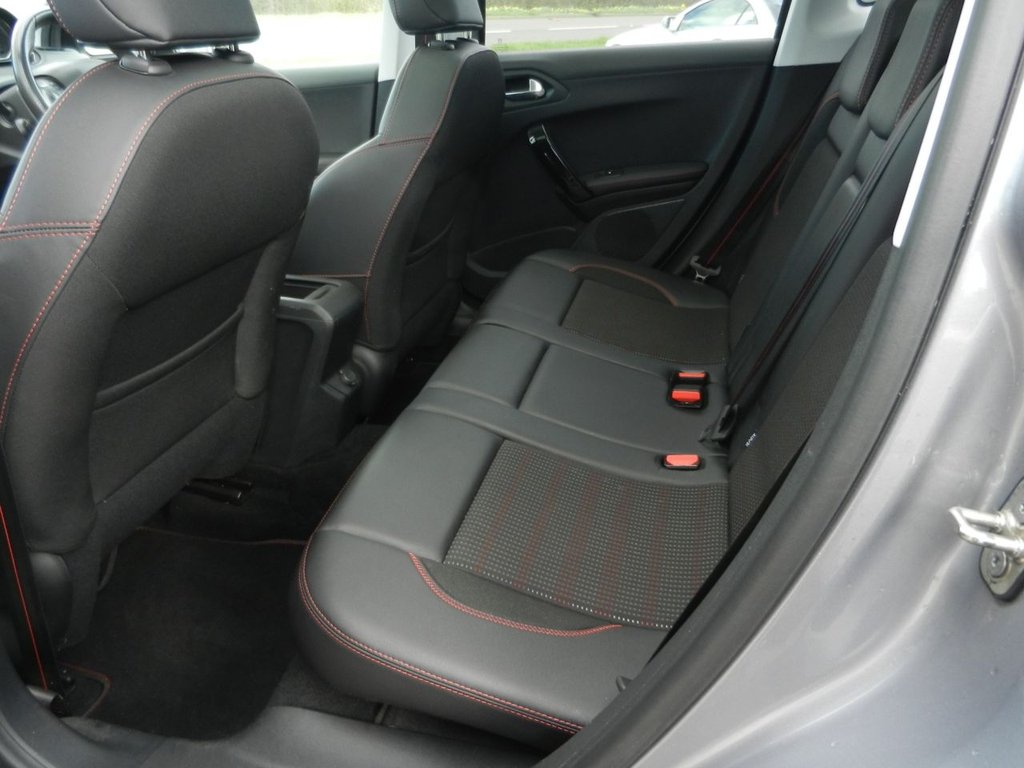 Used Peugeot 2008 2017 for sale - 77835743: Photo 9