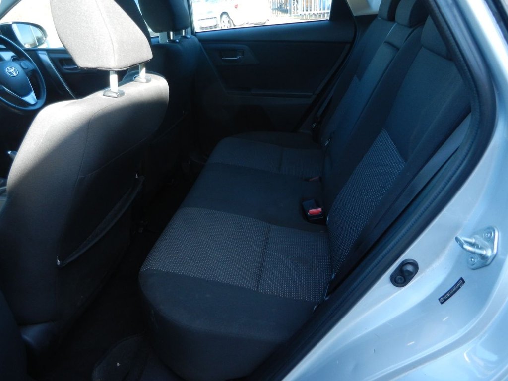Used Toyota Auris 2014 for sale - 77976605: Photo 10