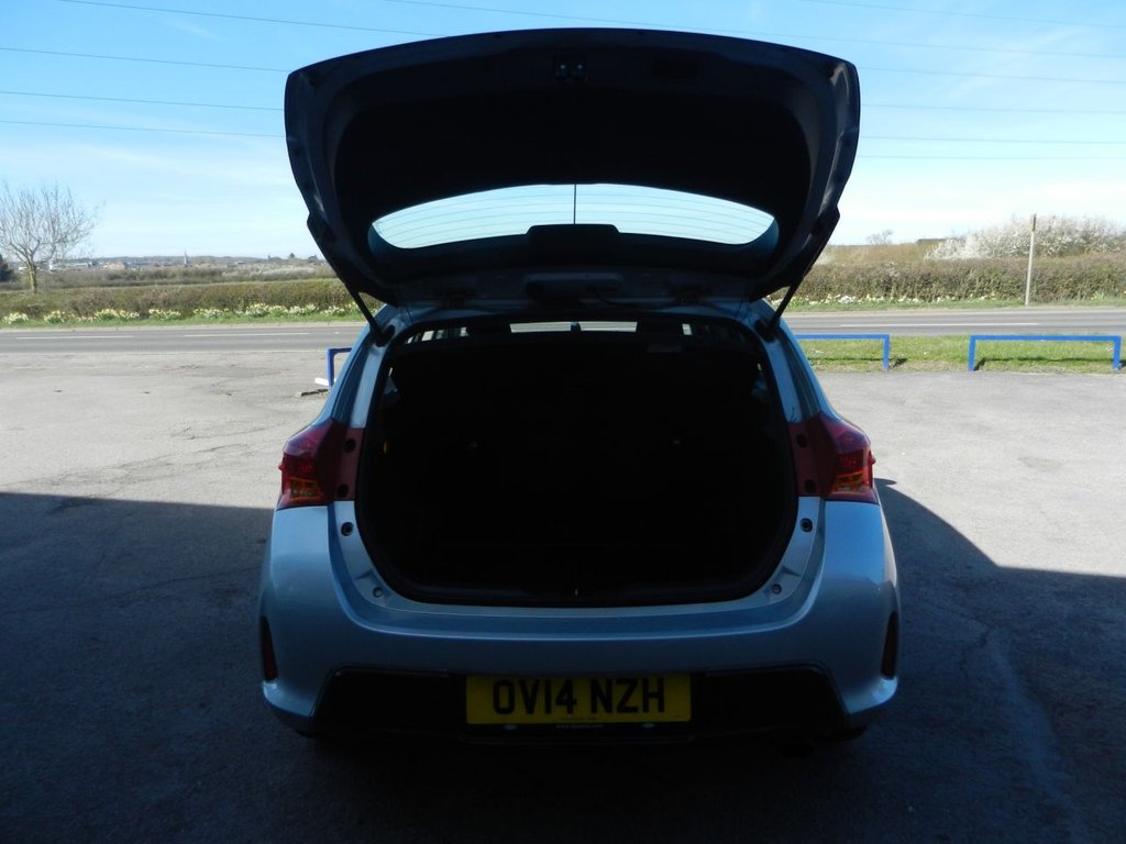 Used Toyota Auris 2014 for sale - 77976605: Photo 7