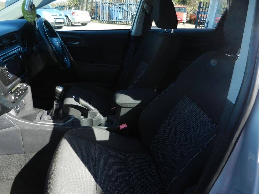 Used Toyota Auris 2014 for sale - 77976605: Photo 9