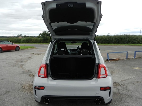 Used Abarth 500 2017 for sale - 69634361: Photo 6