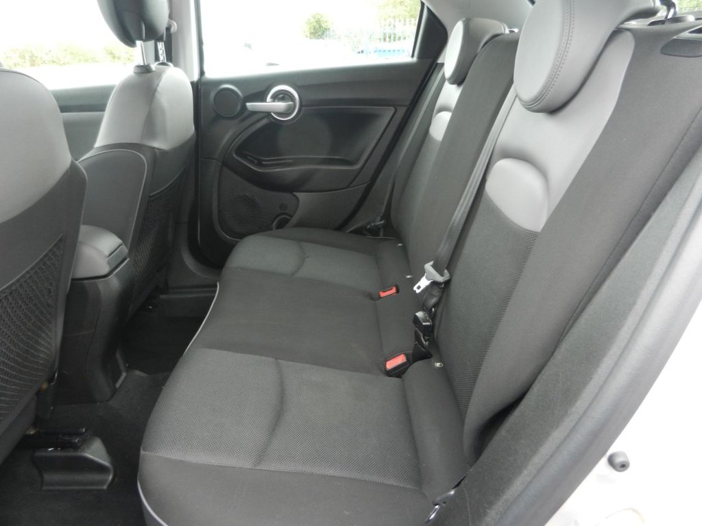 Used Fiat 500X 2015 for sale - 76092908: Photo 9