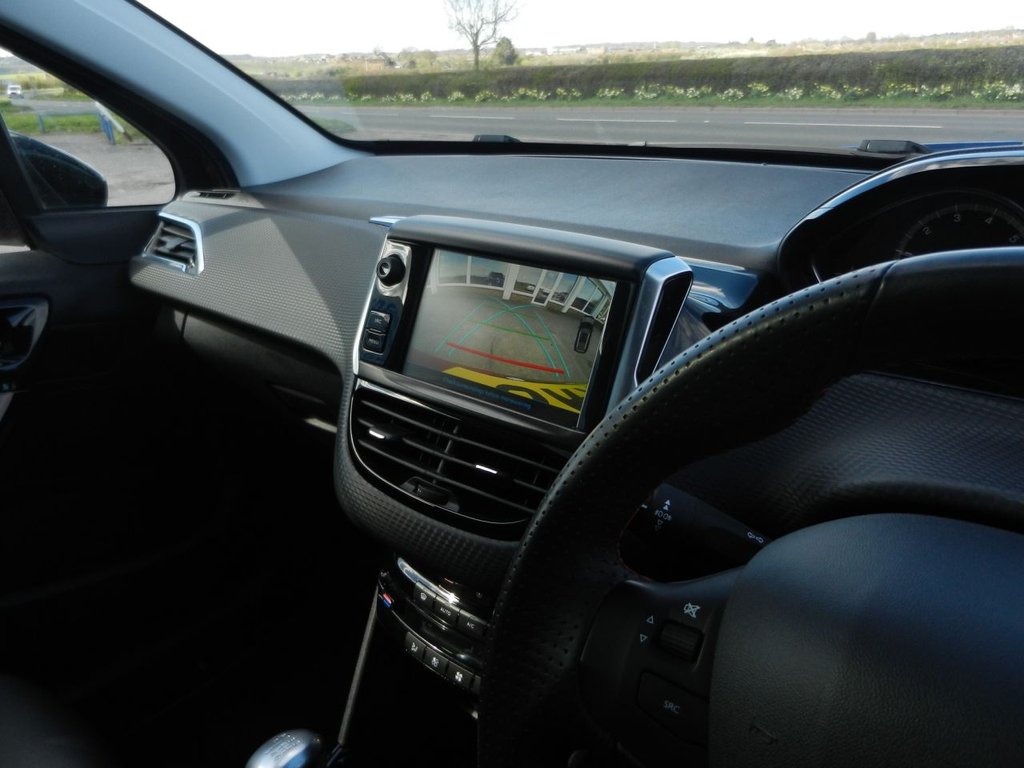 Used Peugeot 2008 2017 for sale - 78030367: Photo 10