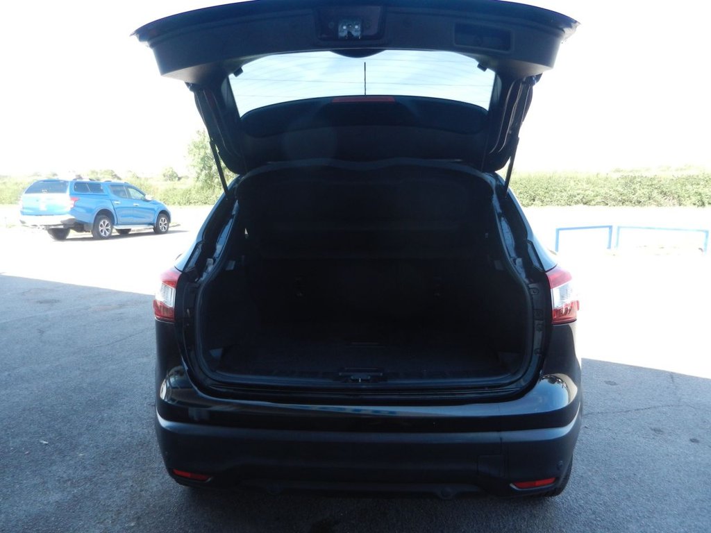 Used Nissan Qashqai 2014 for sale - 76010335: Photo 7