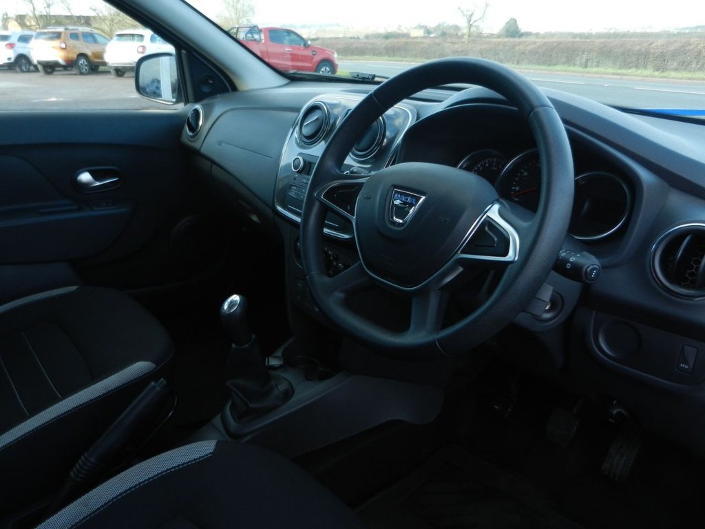 Used Dacia Sandero Stepway 2018 for sale - 77369905: Photo 10