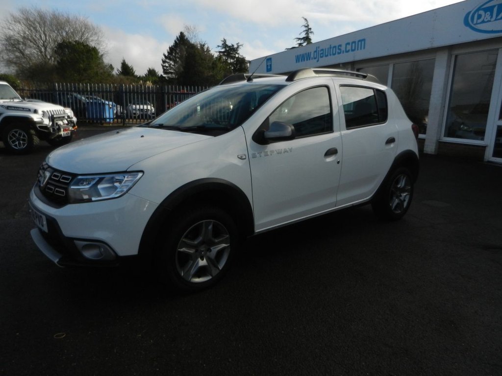 Used Dacia Sandero Stepway 2018 for sale - 77369905: Photo 4