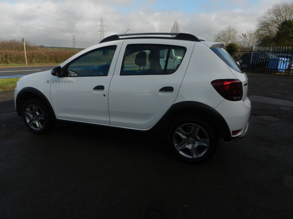 Used Dacia Sandero Stepway 2018 for sale - 77369905: Photo 5