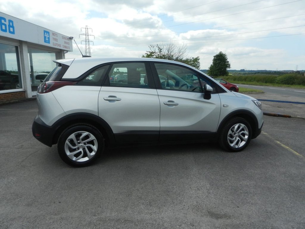 Used Vauxhall Crossland X 2017 for sale - 76520488: Photo 2