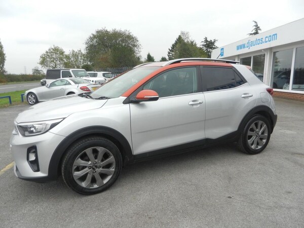 Used Kia Stonic 2018 for sale - 76245273: Photo 4