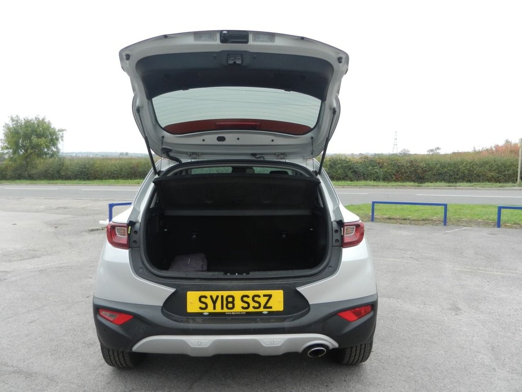 Used Kia Stonic 2018 for sale - 76245273: Photo 7