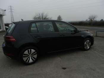 Used Volkswagen Golf 2018 for sale - 73459501: Photo