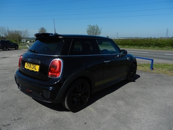 Used MINI Hatch 2018 for sale - 78200615: Photo