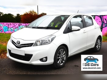 Used Toyota Yaris 2014 for sale - 76441622: Photo