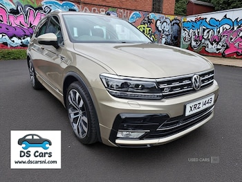 2017 - 2.0 TSi 180 4Motion R-Line 5dr DSG